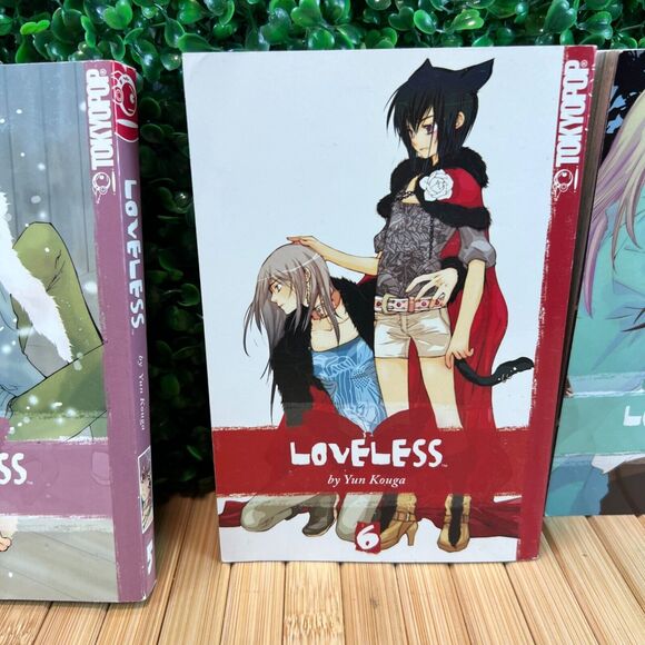 Bundle of MagnaLoveless Volumes 2, 5, 6 8 Paperback Books Manga Collection - Picture 13 of 16